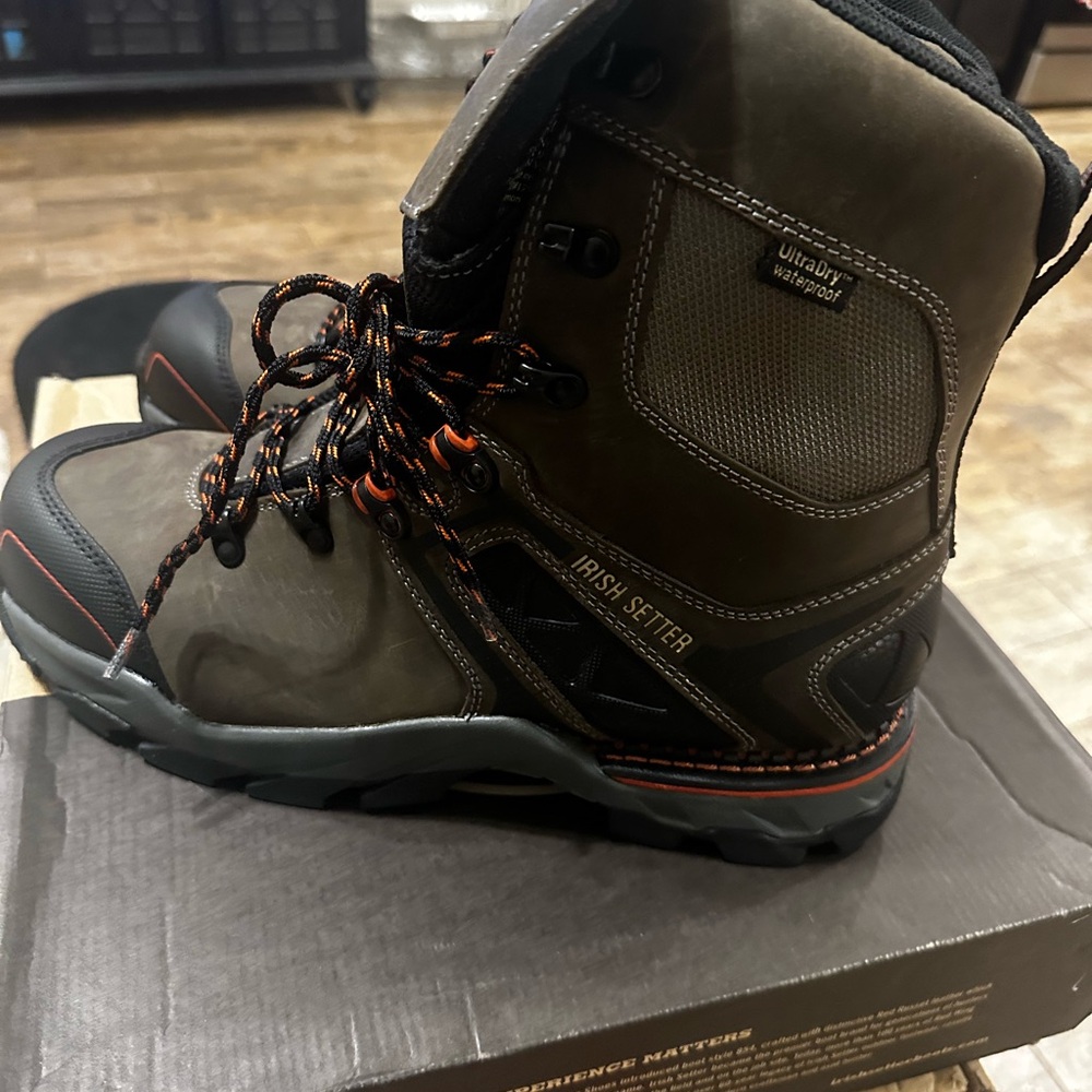 Irish Setter Men's Dark Brown and Black Boots